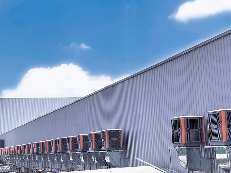 瑞泰風蒸發(fā)式冷氣機,瑞泰風工業(yè)大風扇,瑞兆冷風機廠家,冷風機廠家,工業(yè)風扇,廠房降溫,車間降溫,工廠降溫,車間溫控設備,車間降溫設備,工廠降溫設備,車間降溫方案,廠房降溫方案,工廠降溫方案,電商物流倉儲降溫方案