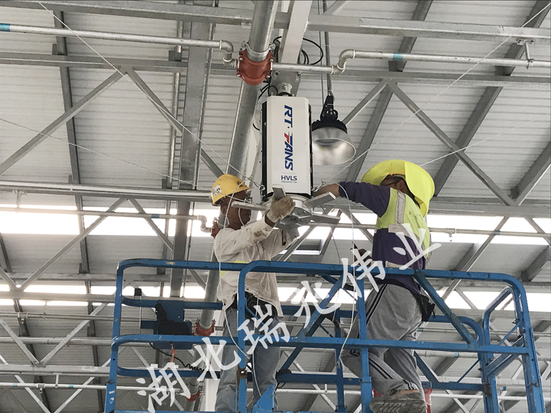 潤東方蒸發(fā)式冷氣機,瑞泰風工業(yè)大風扇,瑞兆冷風機廠家,冷風機廠家,工業(yè)風扇,廠房降溫,車間降溫,工廠降溫,車間溫控設備,車間降溫設備,工廠降溫設備,車間降溫方案,廠房降溫方案,工廠降溫方案,電商物流倉儲降溫方案