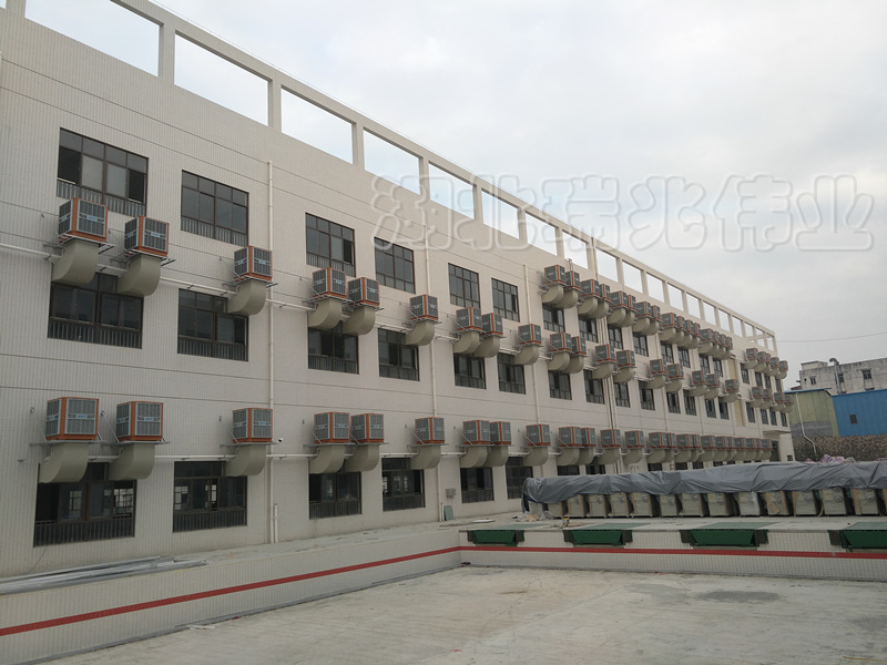 潤(rùn)東方工業(yè)冷風(fēng)機(jī)；環(huán)?？照{(diào),冷風(fēng)機(jī),冷風(fēng)機(jī)廠家,工業(yè)風(fēng)扇,廠房降溫,車間降溫,工廠降溫,車間溫控設(shè)備,車間降溫設(shè)備,工廠降溫設(shè)備,車間降溫方案,廠房降溫方案,工廠降溫方案,電商物流倉(cāng)儲(chǔ)降溫方案